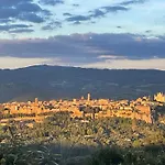 Feriegård Affaccio Su Orvieto